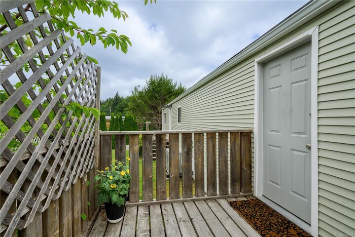 Property Photo: 5250 Beaver Harbour Rd #56 BC V0N 2P0