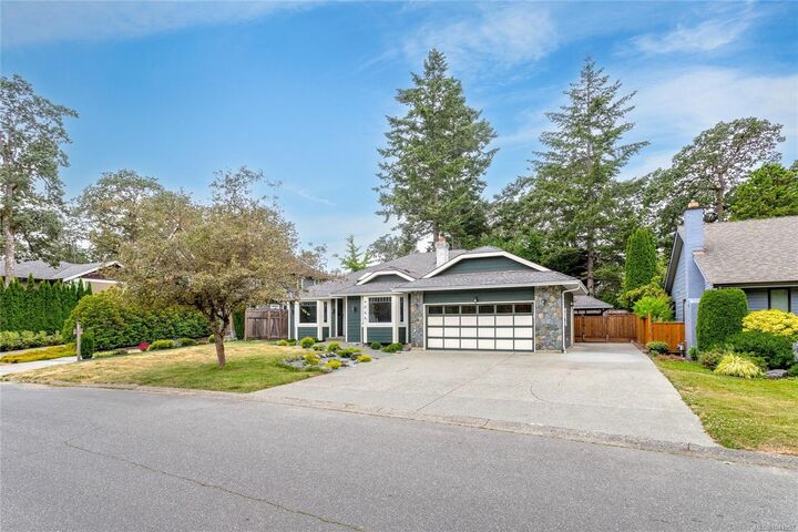 Property Photo:  4044 Malton Ave  BC V8X 4X1 