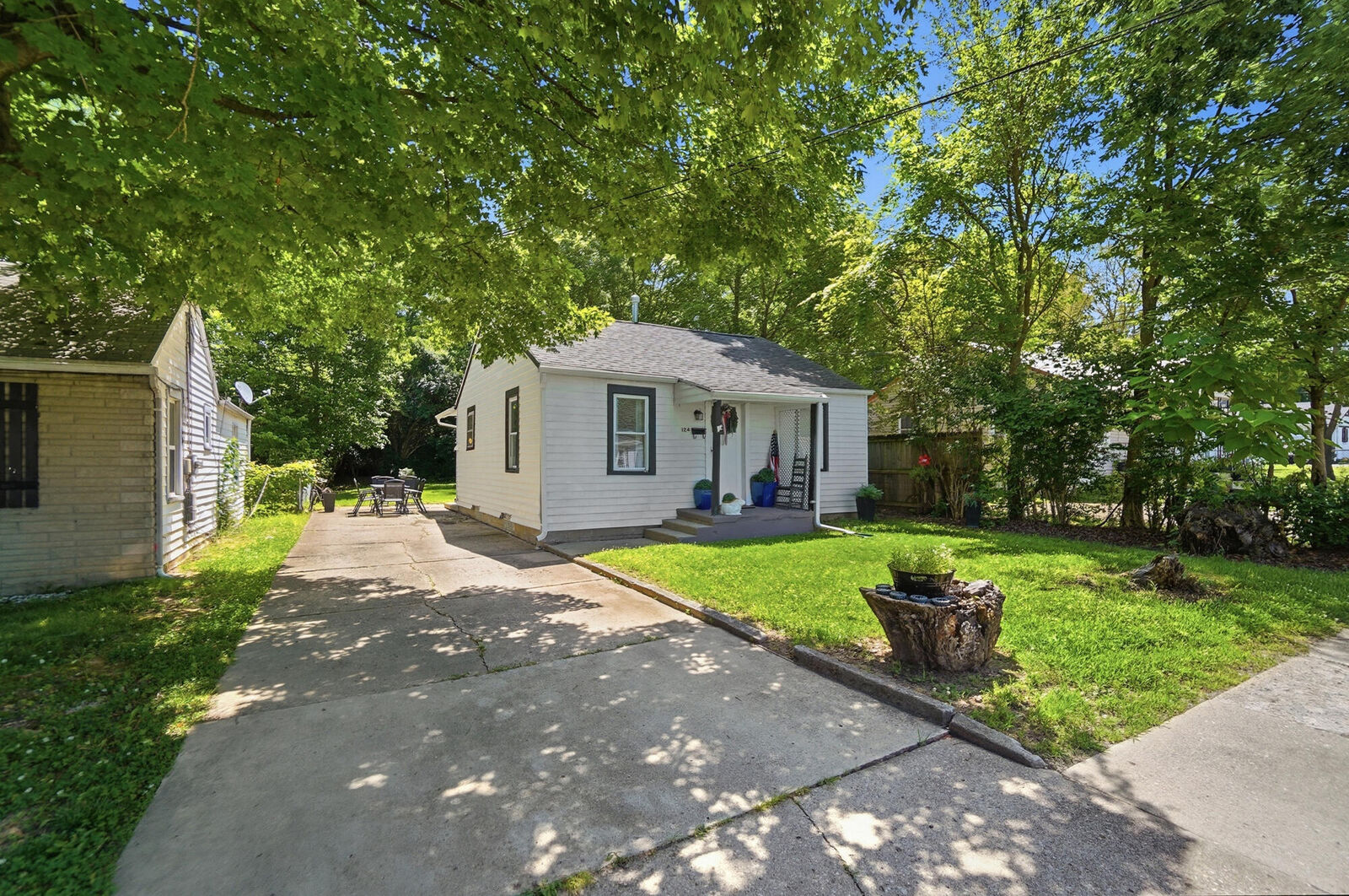 Property Photo:  124 4th Avenue  OH 45505 