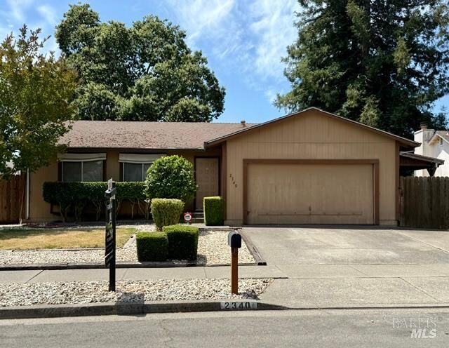 Property Photo: 2340 Donna Maria Way CA 95403