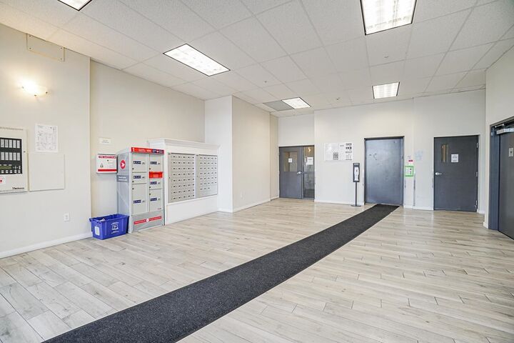 Property Photo: 5288 Grimmer Street Ph09 BC V5H 0C5
