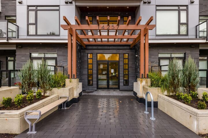 14257 103A Avenue 202 — photo 1