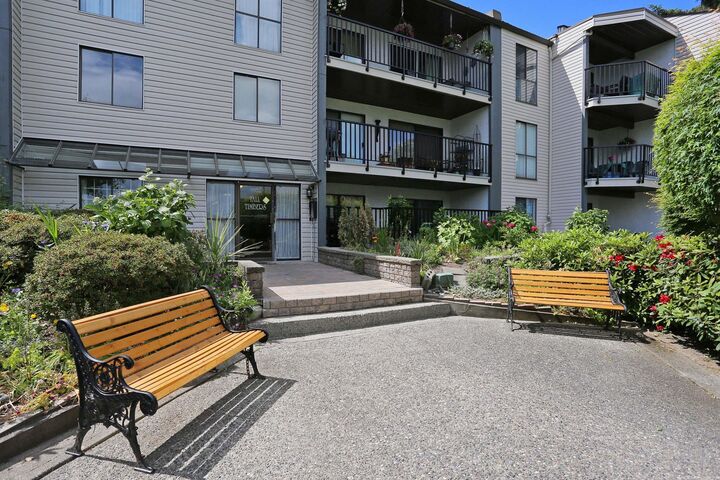 9952 149 Street 312 — photo 1