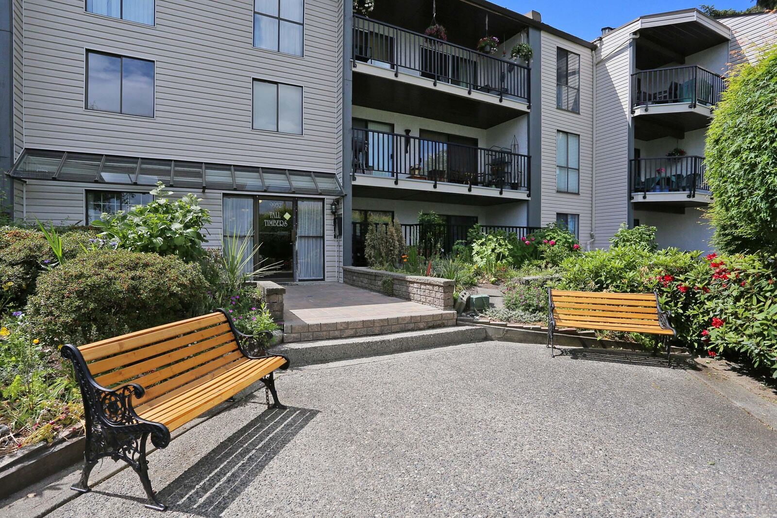 Property Photo: 9952 149 Street 312 BC V3R 7W7