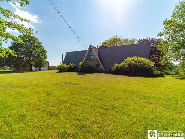 Property Photo:  179 Robbin Hill Road  NY 14738 