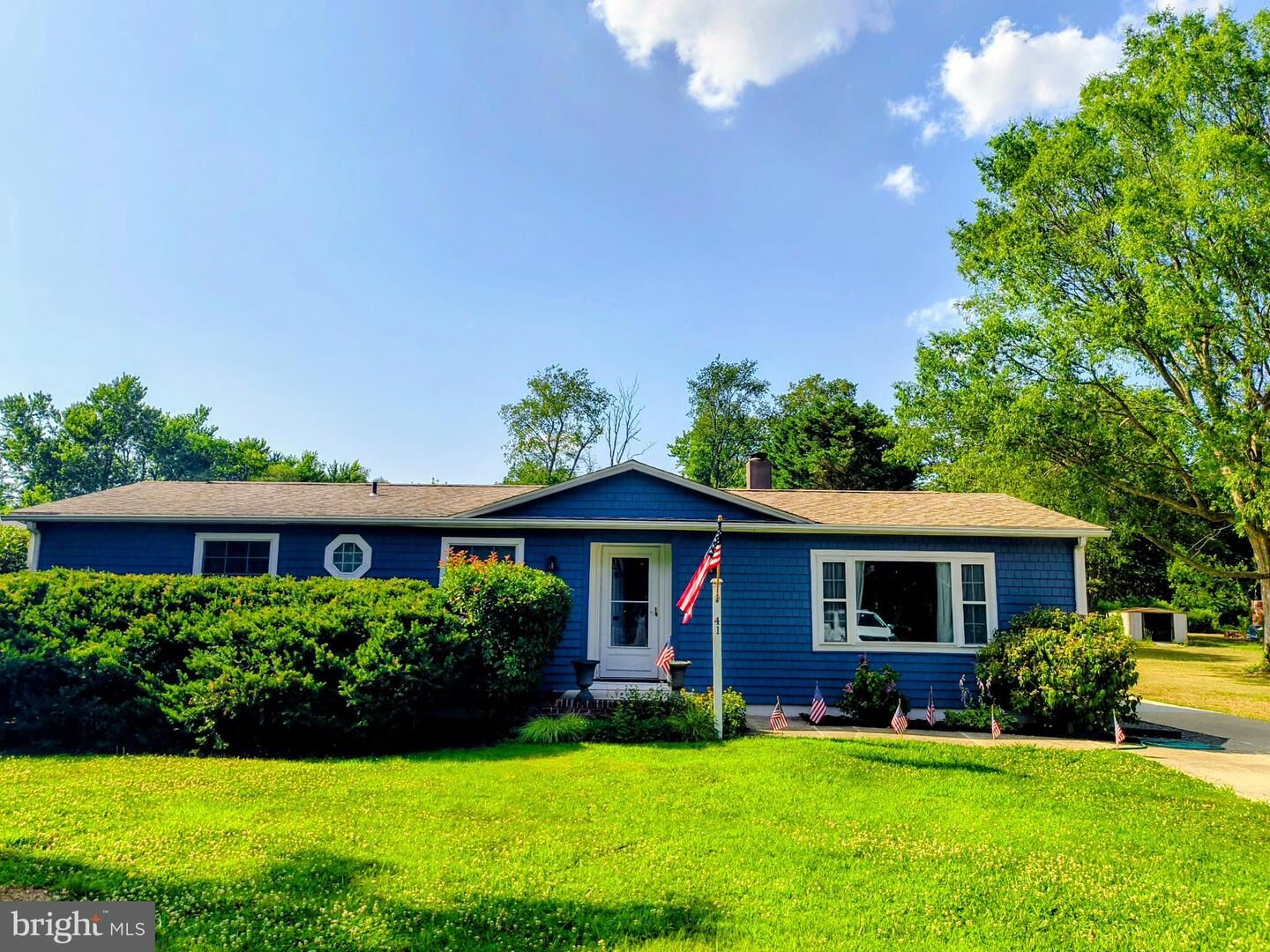 Property Photo:  41 Beechwood Avenue  DE 19901 