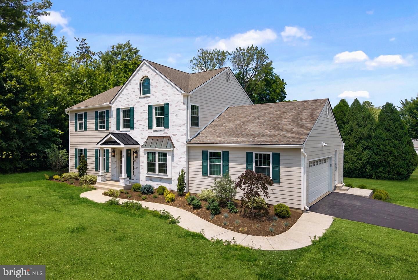 Property Photo:  2 Barrister Court  PA 19041 