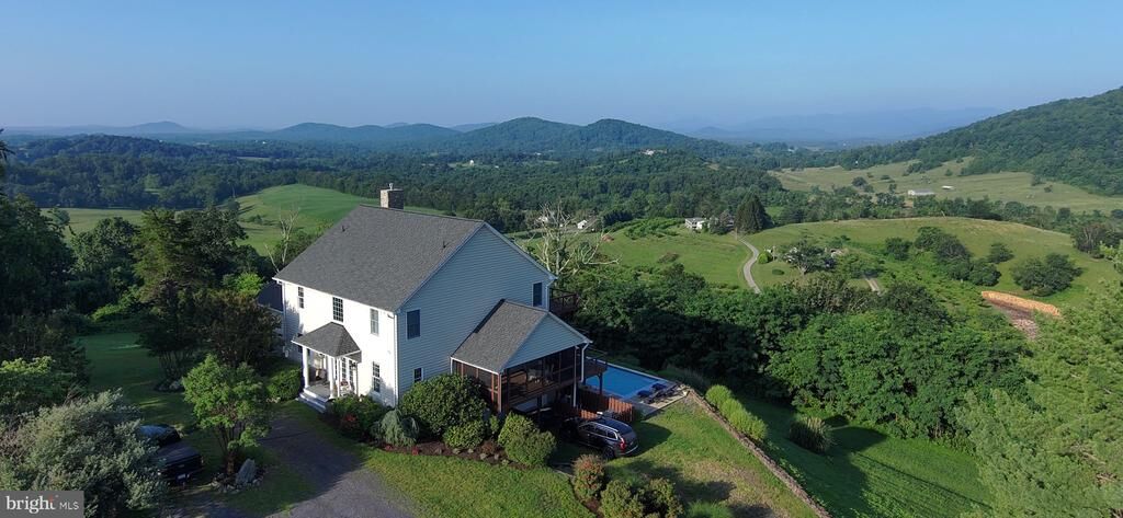 Property Photo:  296 Ben Venue Rd  VA 22637 