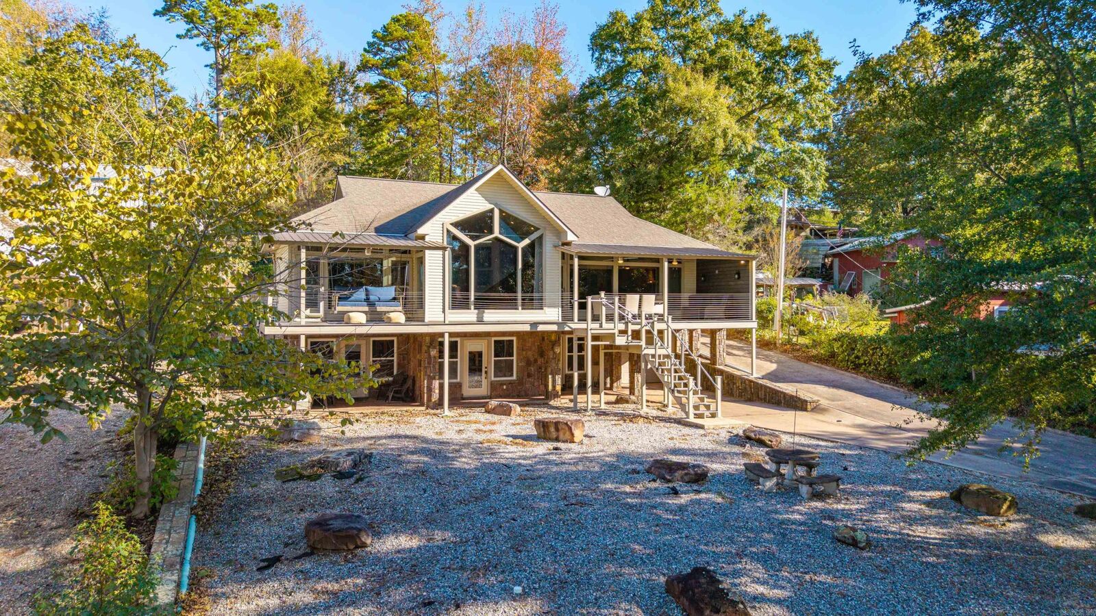 Property Photo: 49 Bennet Cove Road AR 71950