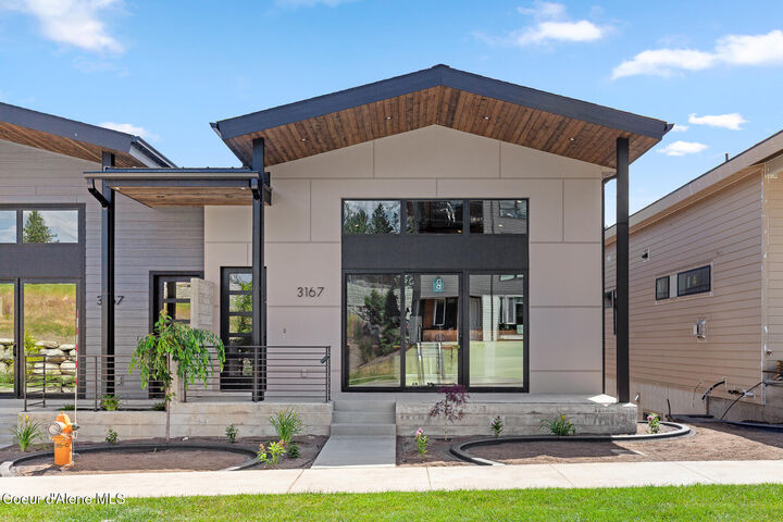 Property Photo:  3167 N Veneer Rd  ID 83814 