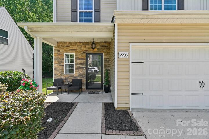 Property Photo: 2206 Turtle Point Road NC 28262