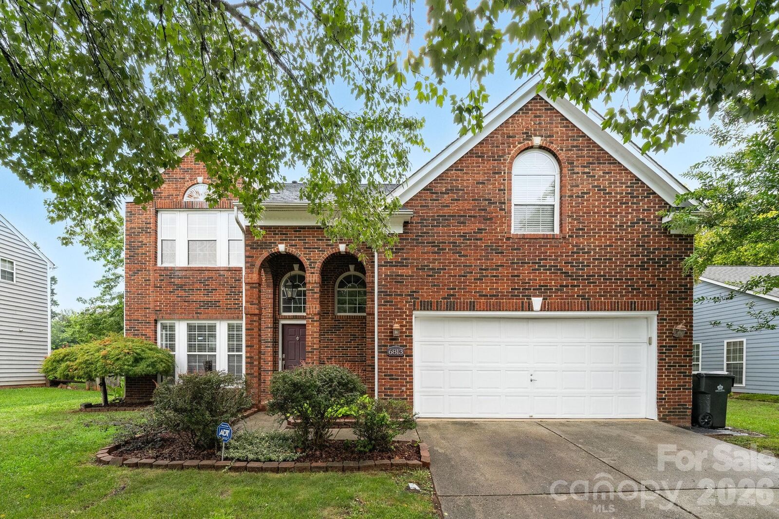 Property Photo: 6813 Neuhoff Lane NC 28269