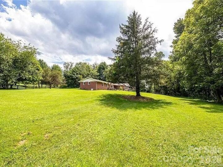 Property Photo: 96 Rolling Hills Road NC 28759