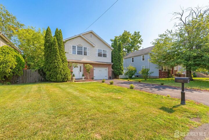 Property Photo: 2402 Hamlette Place NJ 07076