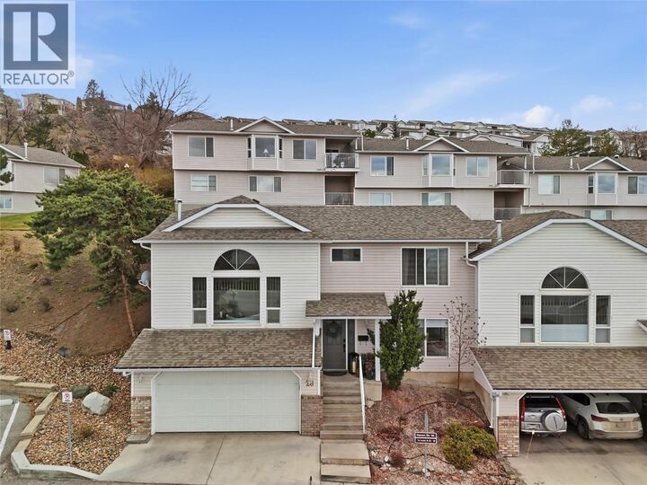Property Photo:  2022 Pacific Way 28  BC V1S 1T1 