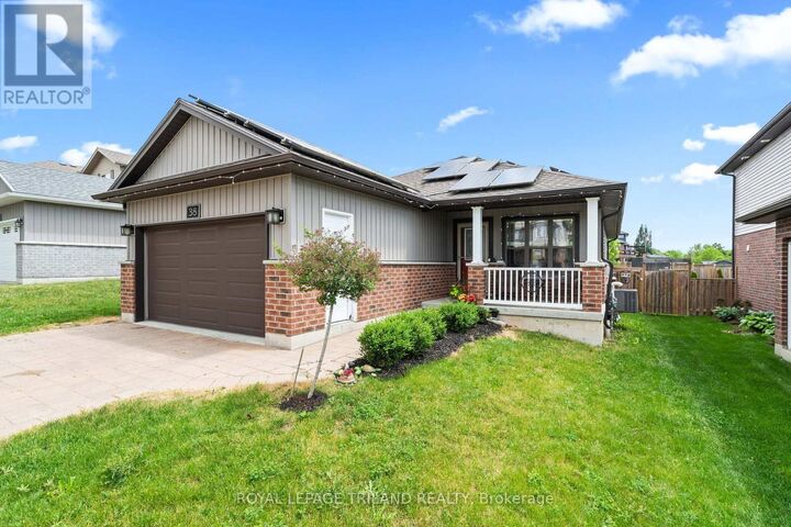 Property Photo:  38 Leesboro Trail  ON N0M 2P0 