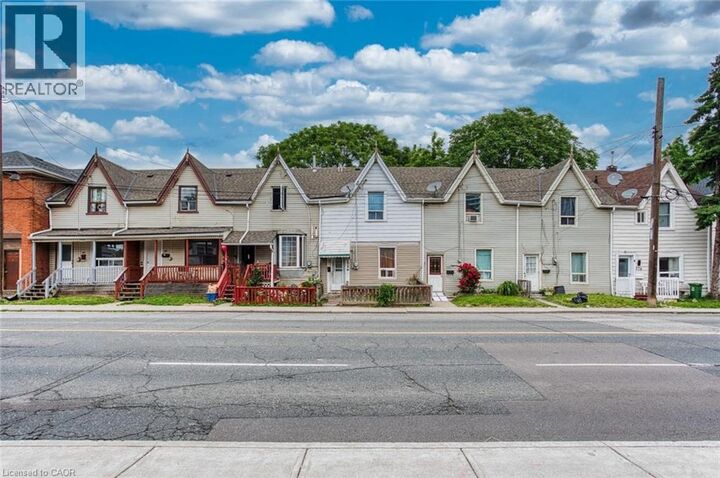 167 Wilson Street — photo 1