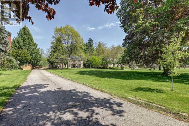 Property Photo: 339 Sunset Drive ON N5R 3C6