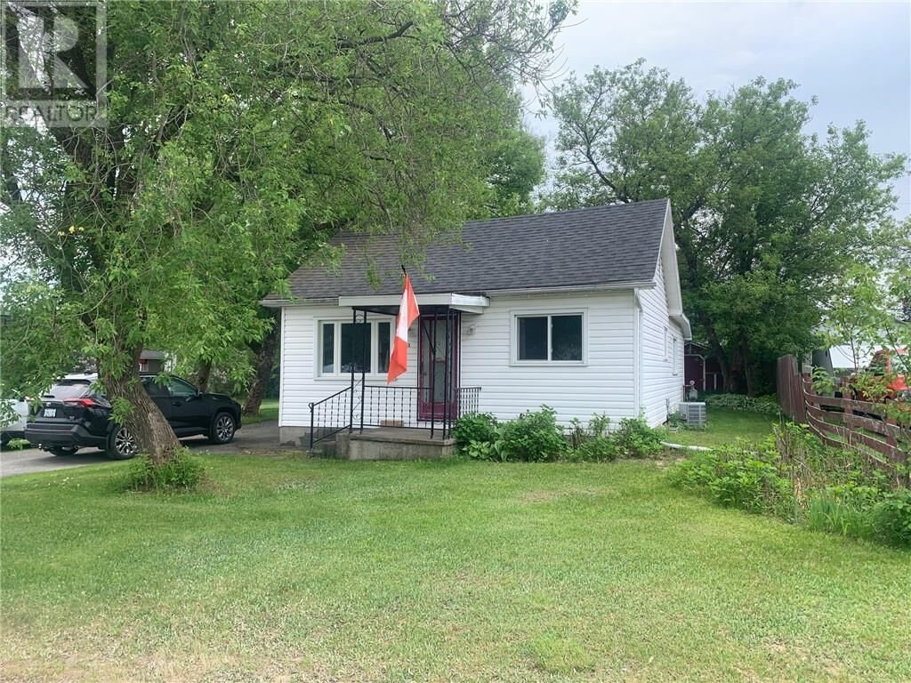 Property Photo:  283 Adelaide  ON P5E 1H3 