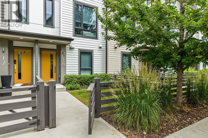 170 Celano Crescent 18 — photo 1