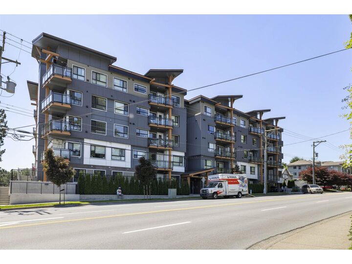 Photo de la propriété:  33568 George Ferguson Way 204  BC V2S 0M3 