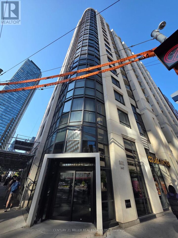 Property Photo:  801 Bay Street 202  ON M5S 1Y9 