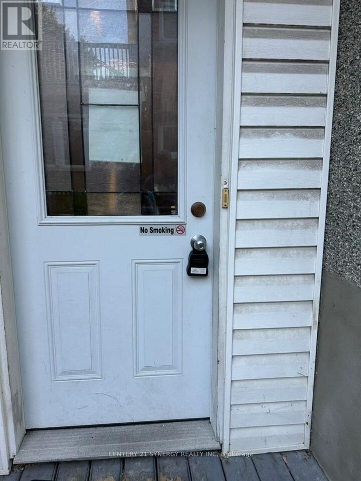 Property Photo: 210 Cantin Street 5 ON K1L 6T1