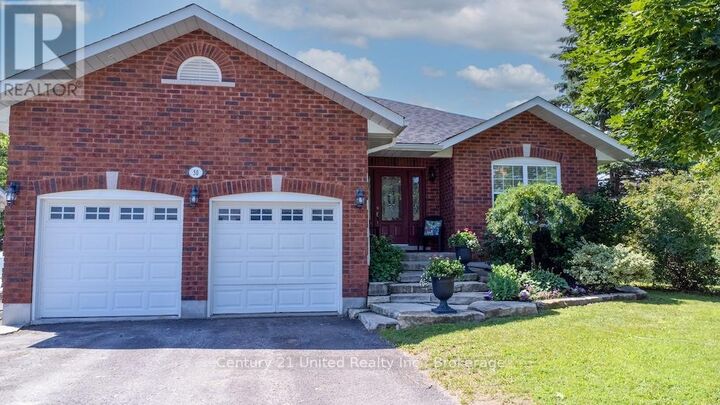 Property Photo: 50 Bay Street ON K0L 1Y0