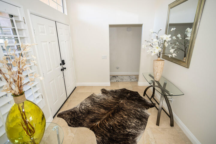 Property Photo: 40600 Via Fonda CA 92260