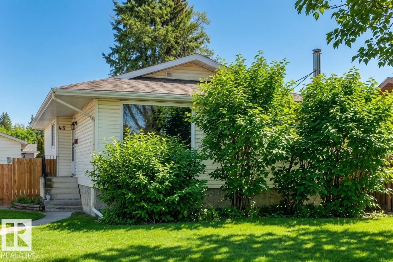 Property Photo: 45 Oatway Drive AB T7Z 1G5