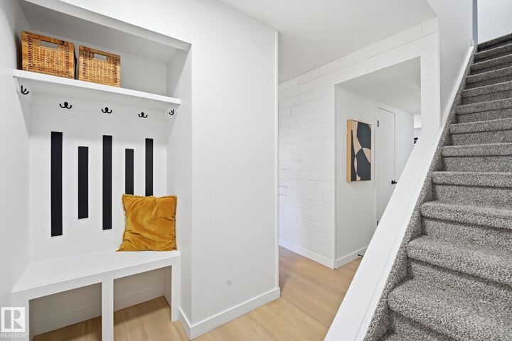 Property Photo: 21 Lakewood Village NW AB T6K 2B3