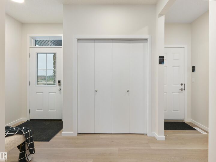 Property Photo:  7402 Keeler Crescent SW  AB T6W 5Z2 