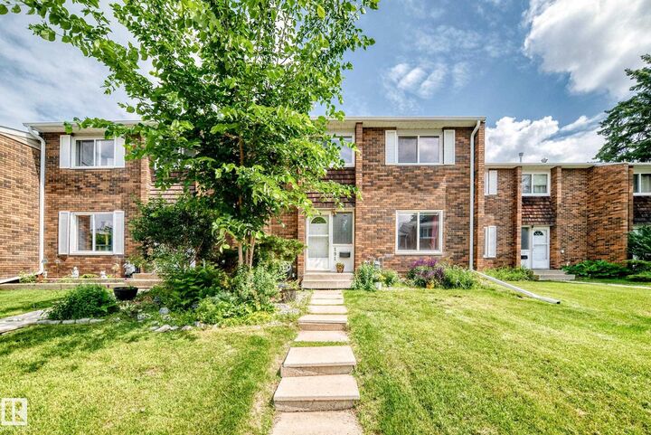 Property Photo: 191 Ridgewood Terrace AB T8N 0E9