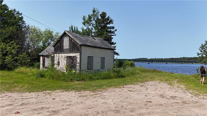 Property Photo:  45 Ferry Road  NB E4W 2H4 