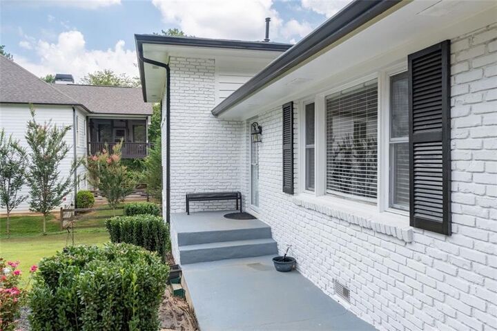 Property Photo:  353 Westside Drive  GA 30075 