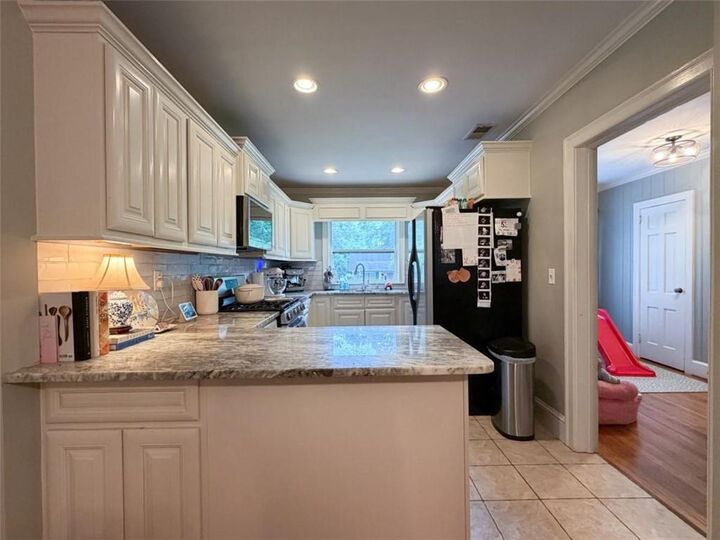 Property Photo: 208 Dodd Street GA 30165