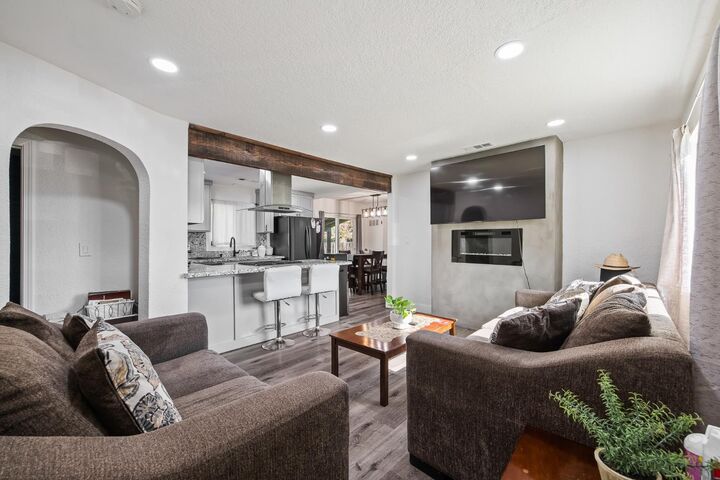 Property Photo:  820 S Bradley Street  CA 93292 