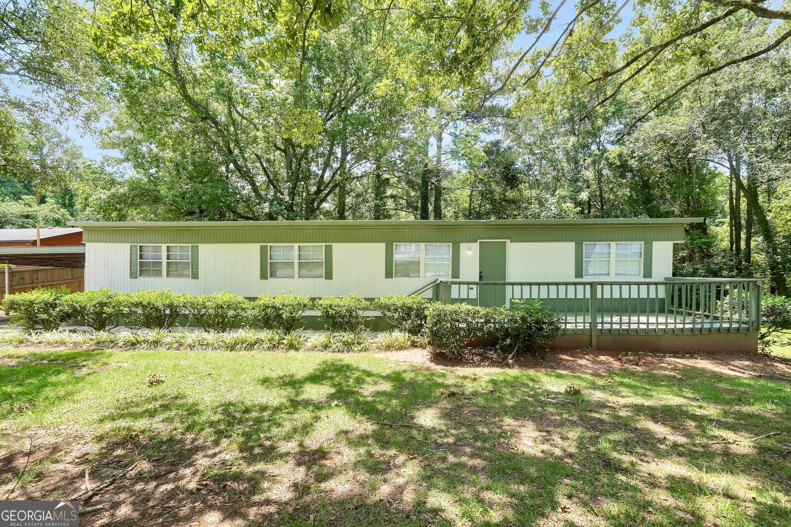 Property Photo: 174 Millers Mill Road GA 30281
