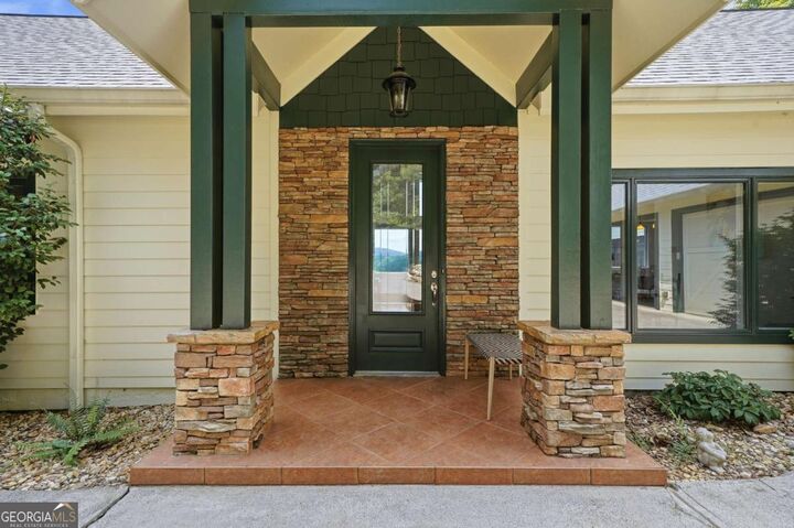 Property Photo:  714 Clearview Drive  GA 30175 