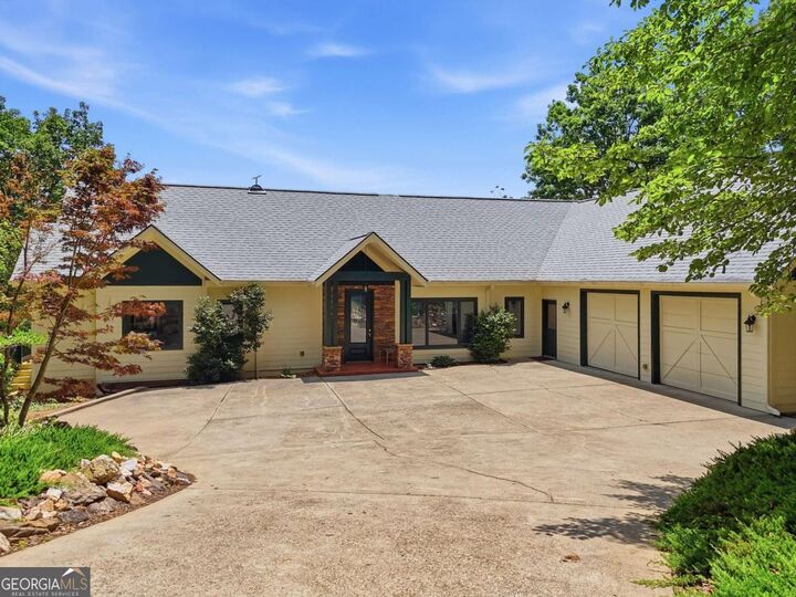 Property Photo: 714 Clearview Drive GA 30175
