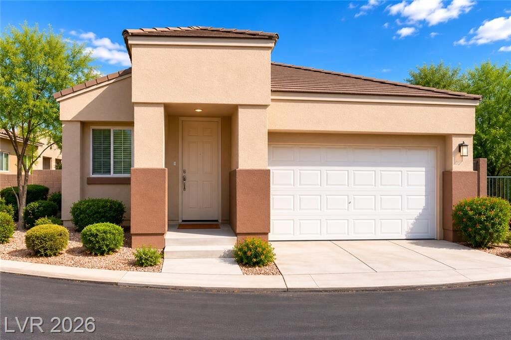 Property Photo:  620 Bear Grass Street  NV 89144 