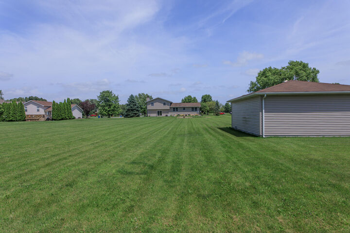 Property Photo:  10216 New Hampshire Street  IN 46307 