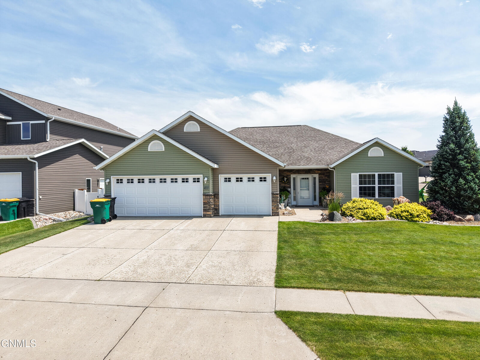Property Photo:  4133 High Creek Road  ND 58503 