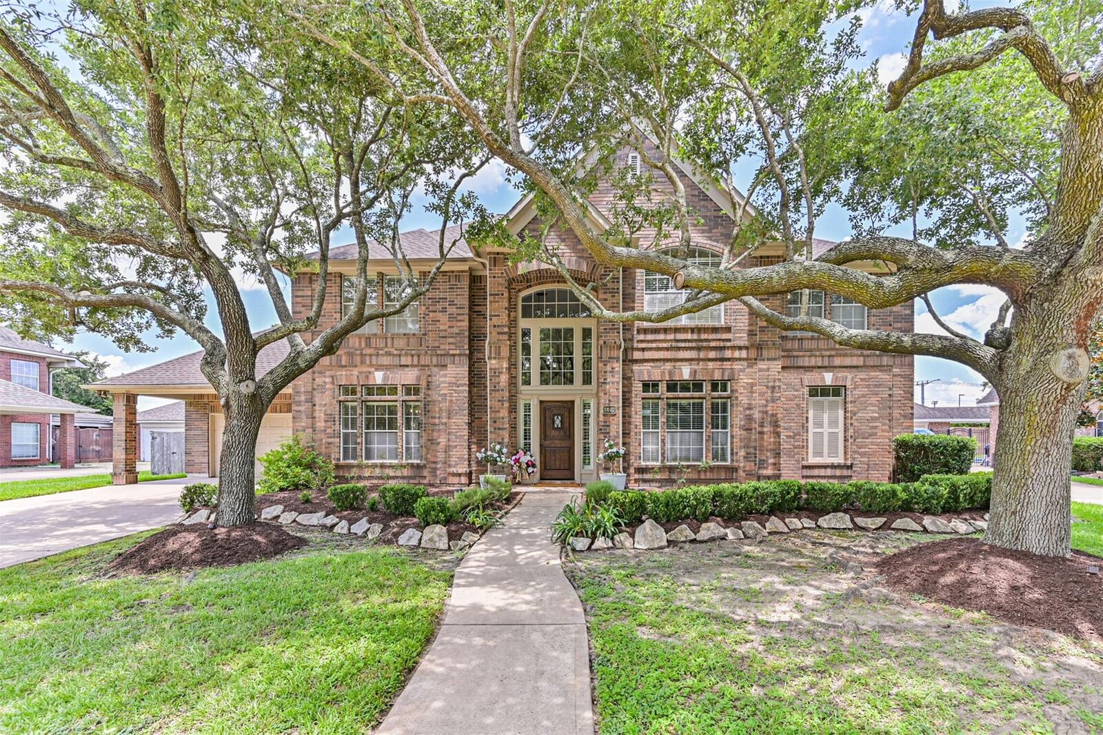 Property Photo: 3407 Scenic Elm Street TX 77059