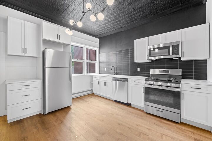 Property Photo:  342 Bramhall Ave 1  NJ 07304 