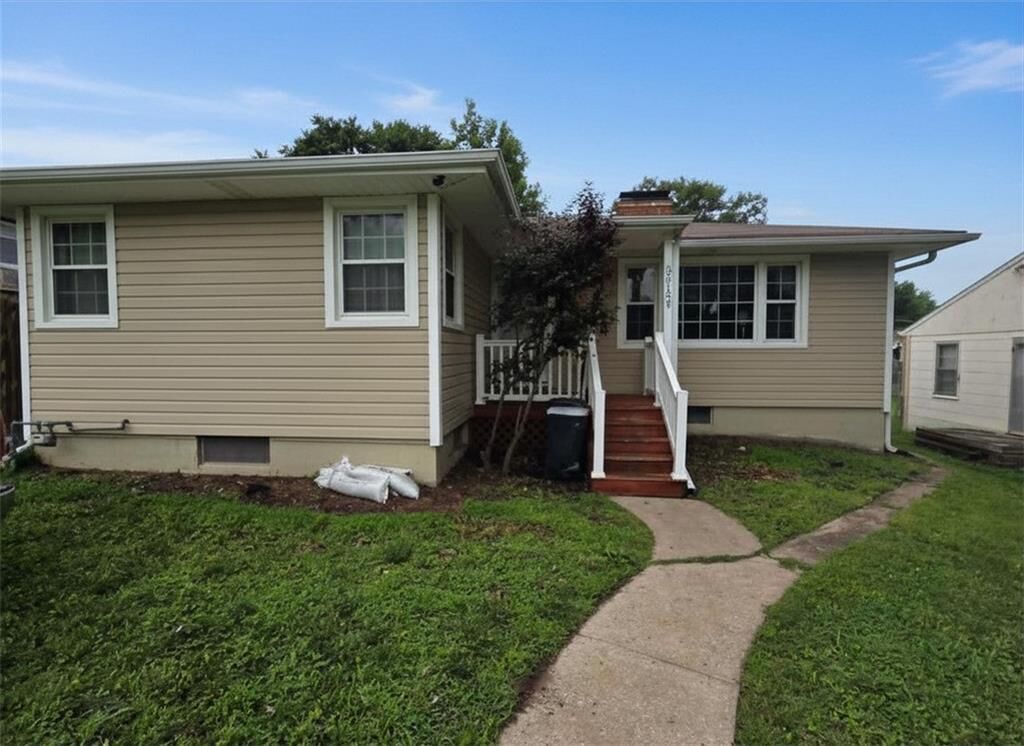 Property Photo: 3515 Monterey Street MO 64507