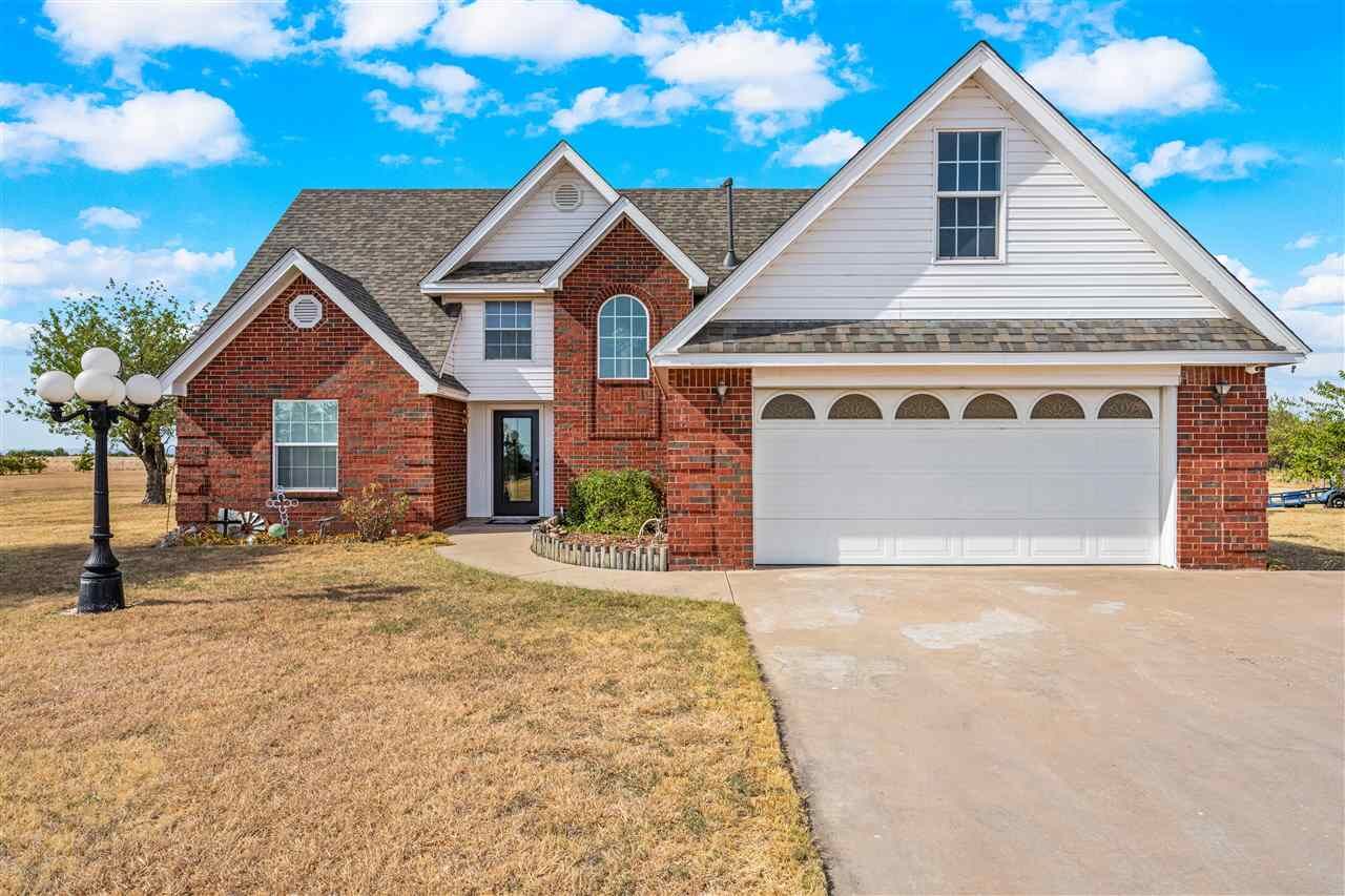 Property Photo:  1217 Julia Mahseet  OK 73006-1217 