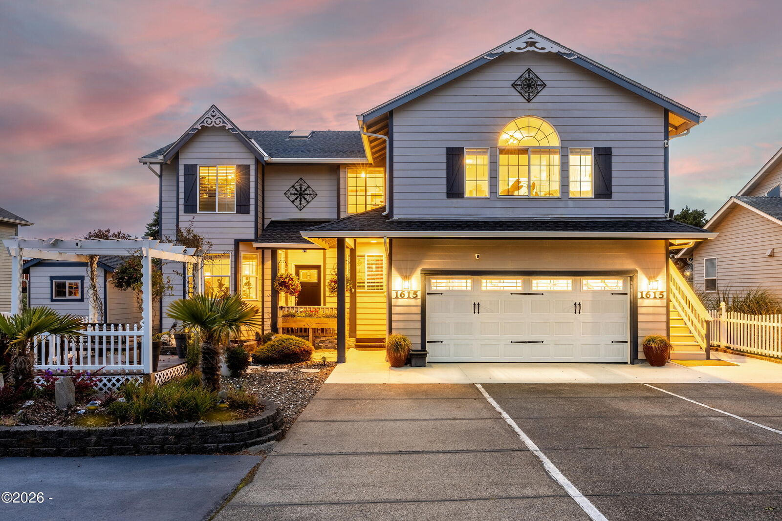 Property Photo:  1615 NW 39th St Street  OR 97367 