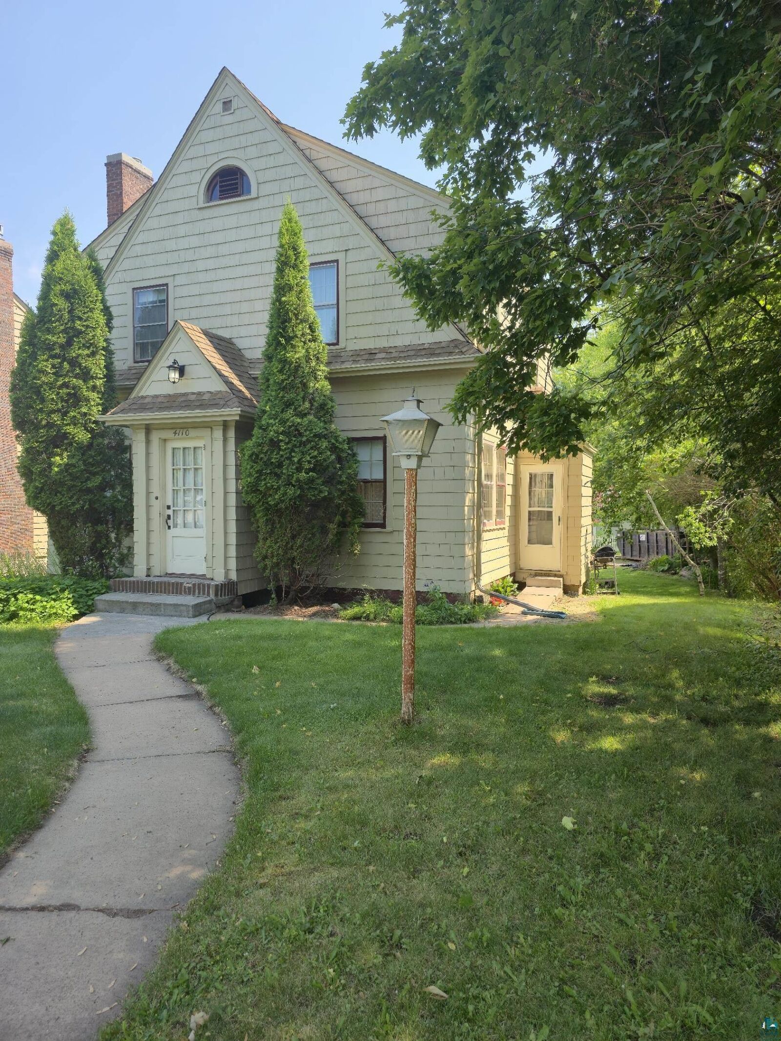 Property Photo: 4110 E Superior St MN 55804
