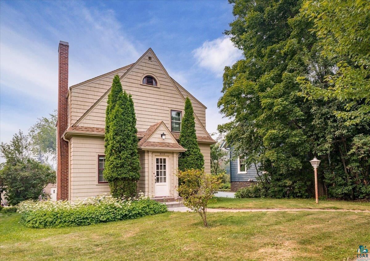 Property Photo:  4110 E Superior St  MN 55804 